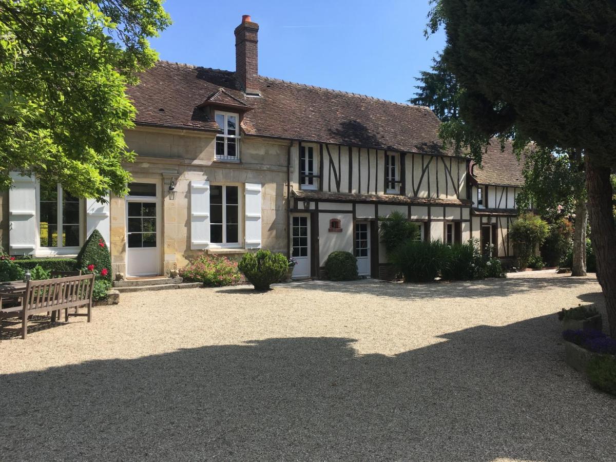 Le Puits D'Angle Bed & Breakfast Thibivillers Exterior photo