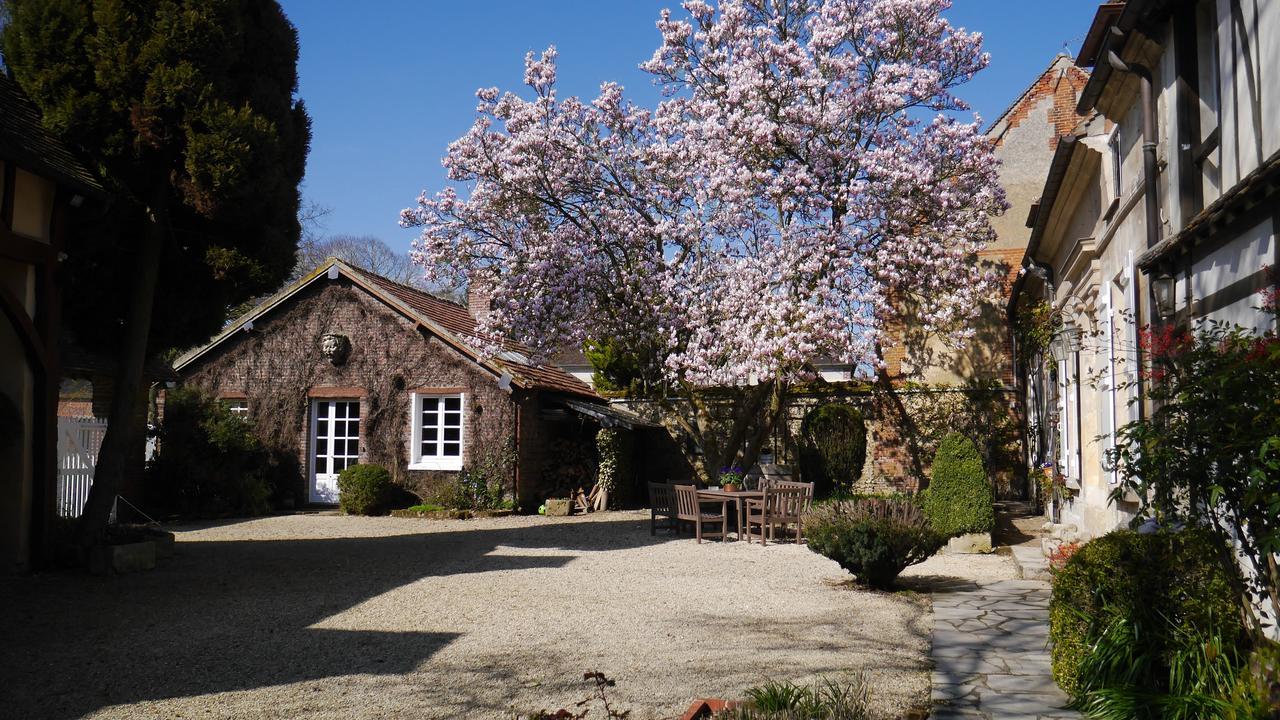 Le Puits D'Angle Bed & Breakfast Thibivillers Exterior photo