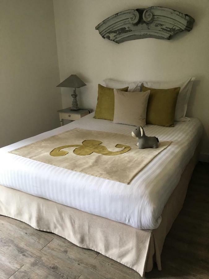 Le Puits D'Angle Bed & Breakfast Thibivillers Exterior photo